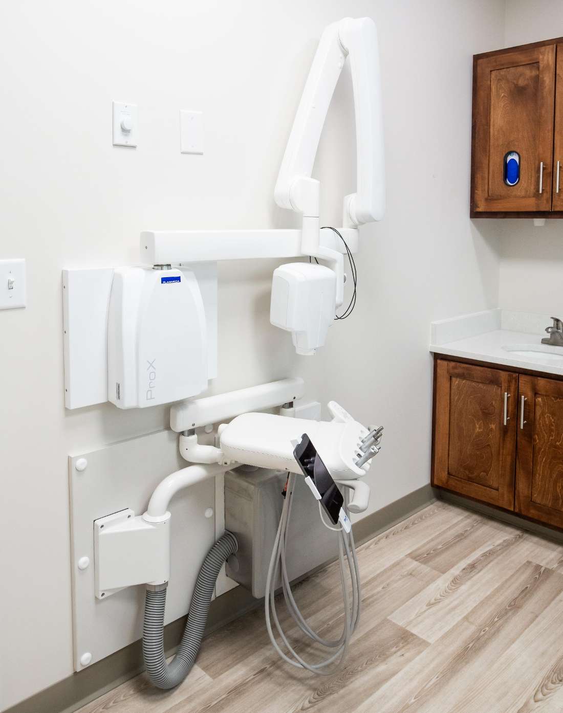 Digital x-ray technology emits the lowest allowable dose of radiation 